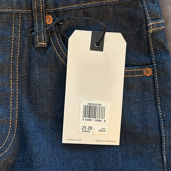 NWT Levi’s 501 skinny jeans - Picture 3 of 3